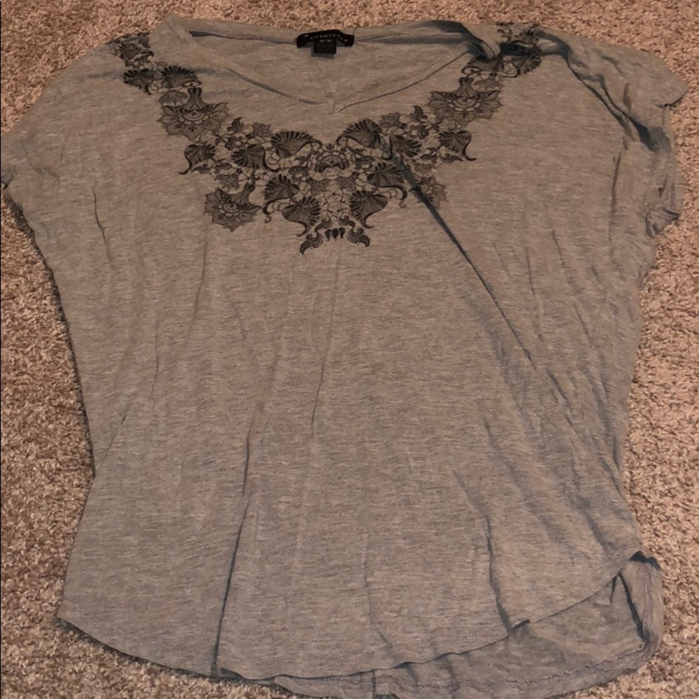 Gray tee with design around neckline size M